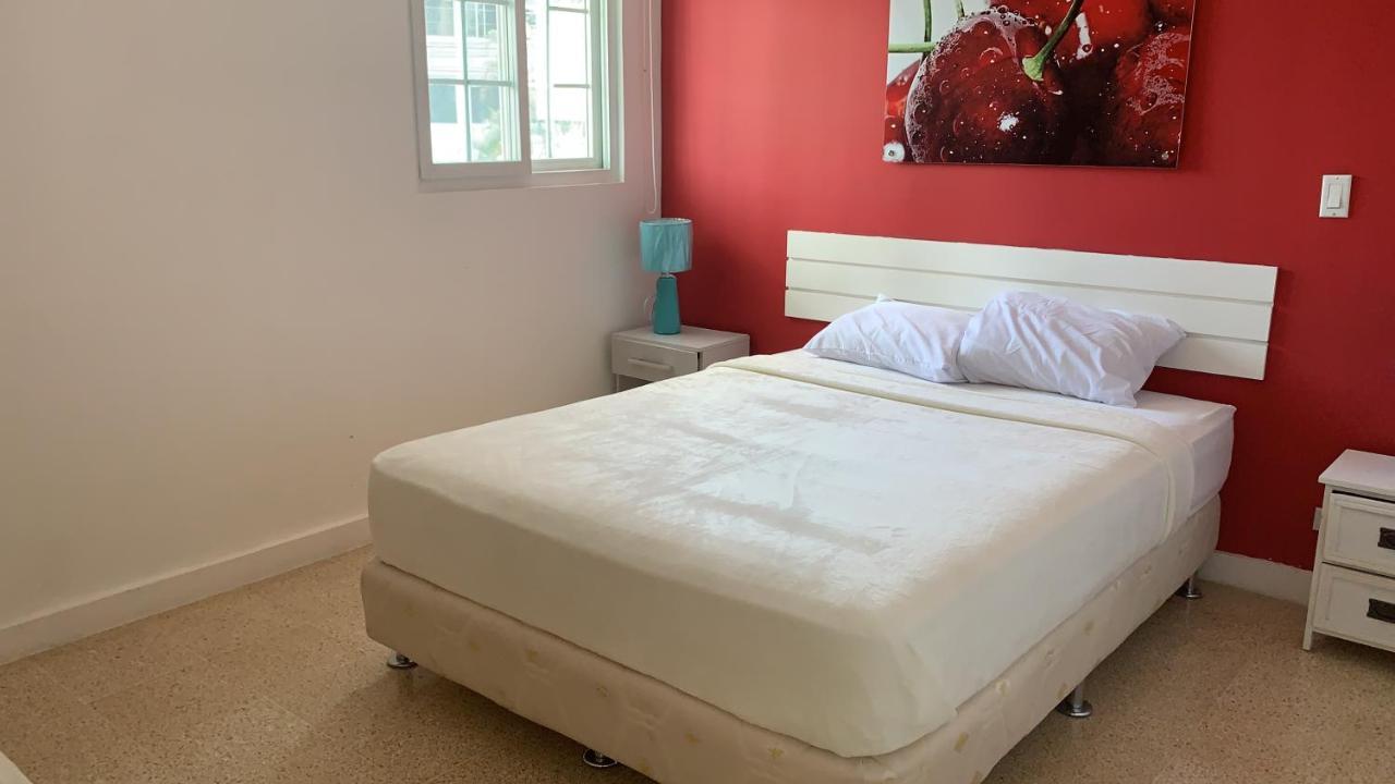 Hostal Familiar Carmencita Панама Сити Екстериор снимка